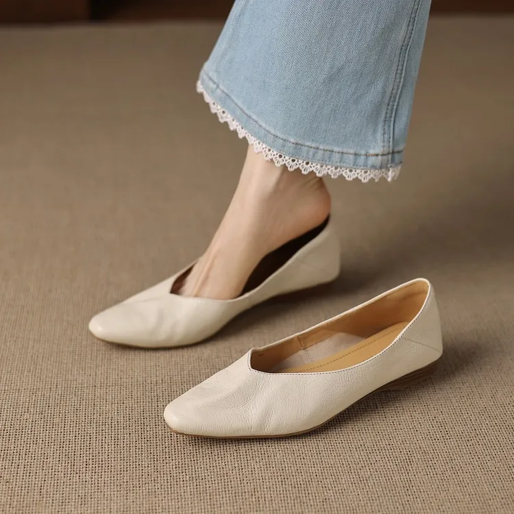 Comfortable flat Korean style low-cut women's shoes for spring and autumn, made of first-layer sheepskin, square toe, soft, single shoes with low heels.