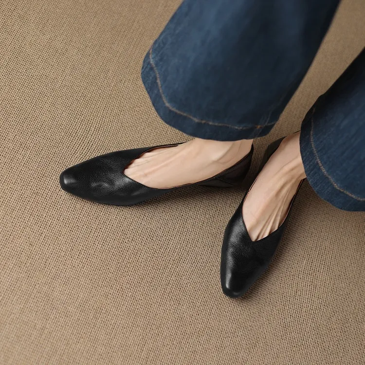 Comfortable flat Korean style low-cut women's shoes for spring and autumn, made of first-layer sheepskin, square toe, soft, single shoes with low heels.