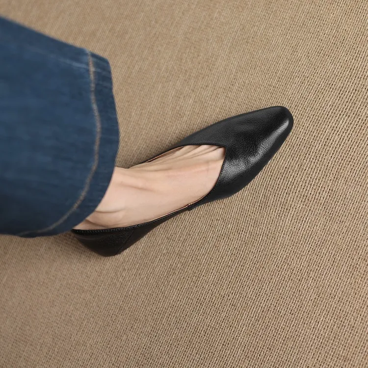 Comfortable flat Korean style low-cut women's shoes for spring and autumn, made of first-layer sheepskin, square toe, soft, single shoes with low heels.