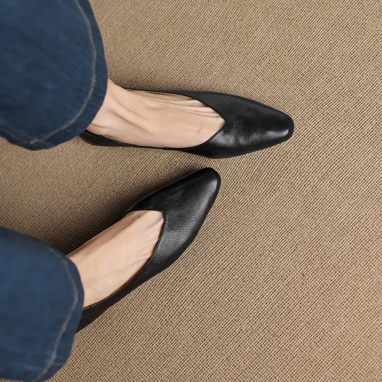 Comfortable flat Korean style low-cut women's shoes for spring and autumn, made of first-layer sheepskin, square toe, soft, single shoes with low heels.