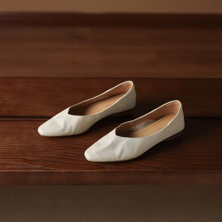 Comfortable flat Korean style low-cut women's shoes for spring and autumn, made of first-layer sheepskin, square toe, soft, single shoes with low heels.