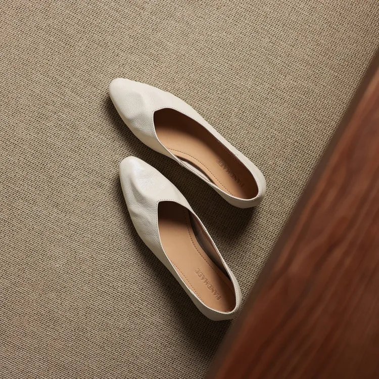 Comfortable flat Korean style low-cut women's shoes for spring and autumn, made of first-layer sheepskin, square toe, soft, single shoes with low heels.