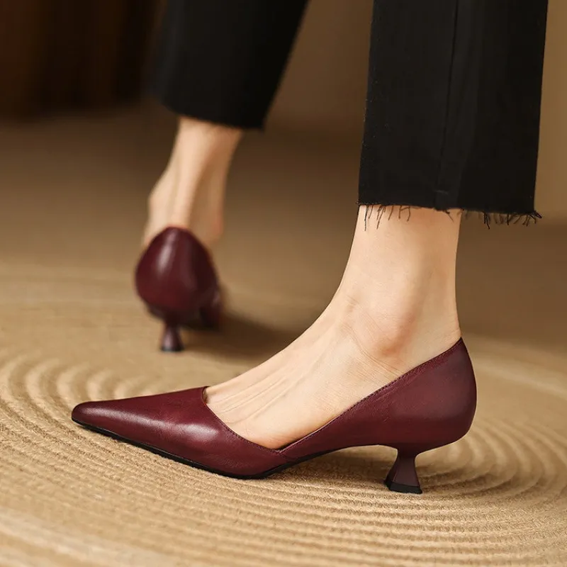 Video features women's spring/summer casual slip-on open-toe genuine leather sandals with pointed toes, low-cut design, and stiletto heels.
