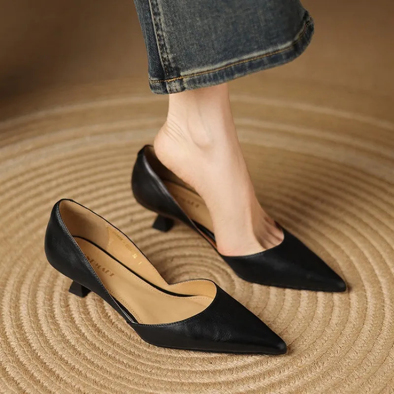 Video features women's spring/summer casual slip-on open-toe genuine leather sandals with pointed toes, low-cut design, and stiletto heels.