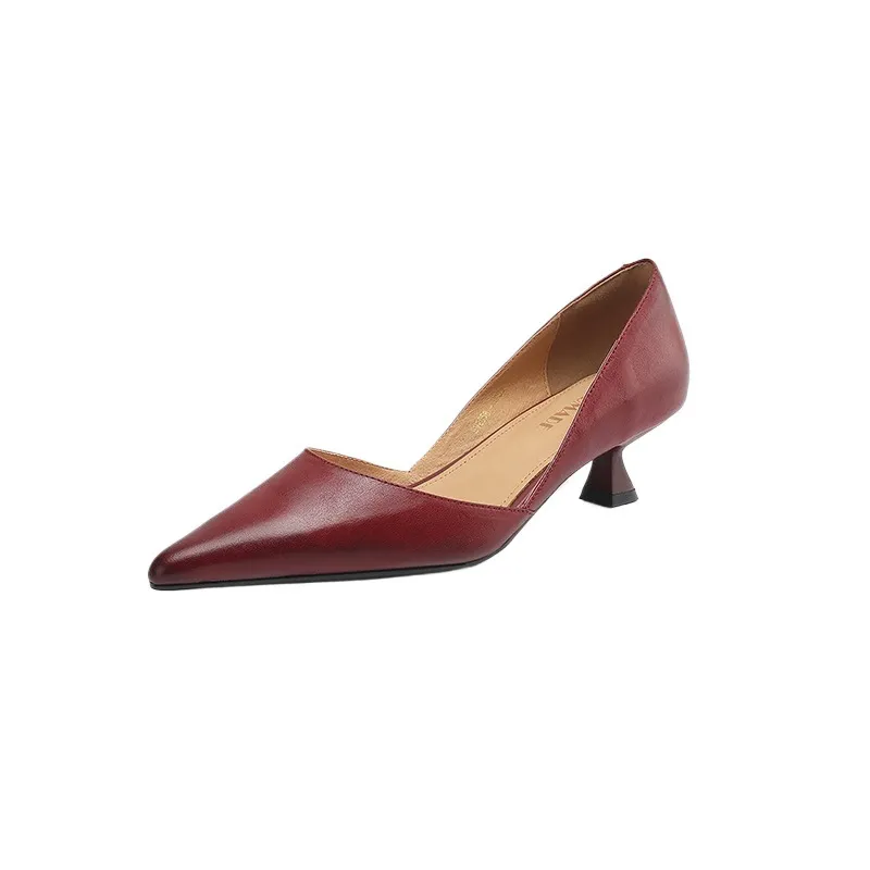 Video features women's spring/summer casual slip-on open-toe genuine leather sandals with pointed toes, low-cut design, and stiletto heels.