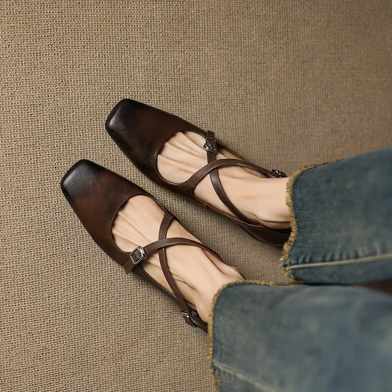 Plus-size early spring Mary Jane shoes with chunky heels, made of first-layer washed cowhide, with buckles.