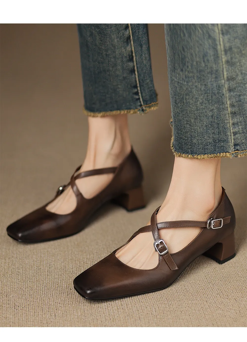 Plus-size early spring Mary Jane shoes with chunky heels, made of first-layer washed cowhide, with buckles.