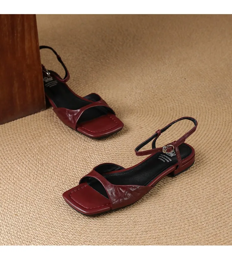 Flat, low-heeled, French retro buckle strap peep-toe sandals, summer simple square toe open-toe women's shoes