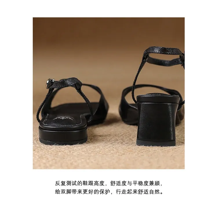 Flat, low-heeled, French retro buckle strap peep-toe sandals, summer simple square toe open-toe women's shoes