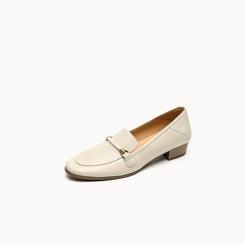 Early spring single shoes, round toe, chunky heel, mid-heel, slip-on, off-white, black, brown.