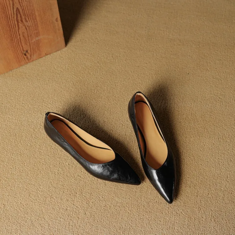 Autumn soft top-grain sheepskin comfortable wedge heel women's shoes low heel pointed toe shallow mouth plus size