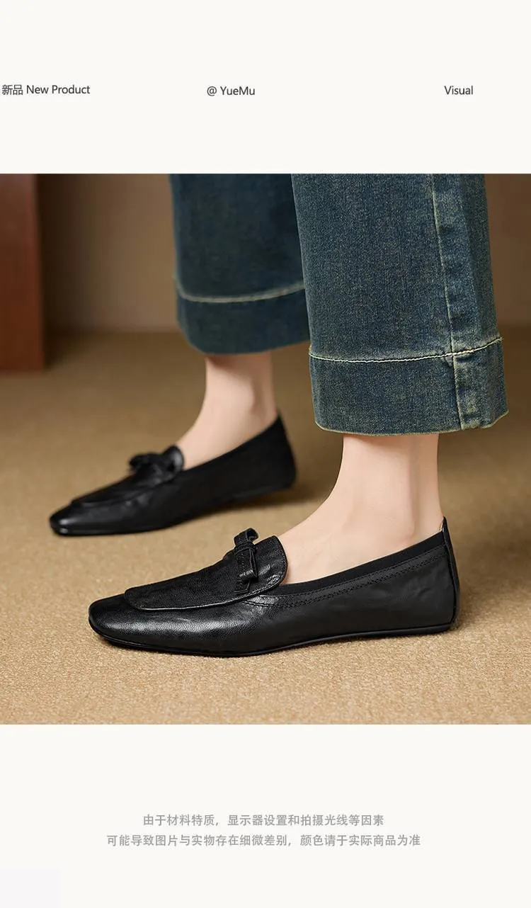 Elegant and stylish soft leather bow loafers, square toe, slip-on, fashionable and comfortable flat shoes for women, perfect for spring.