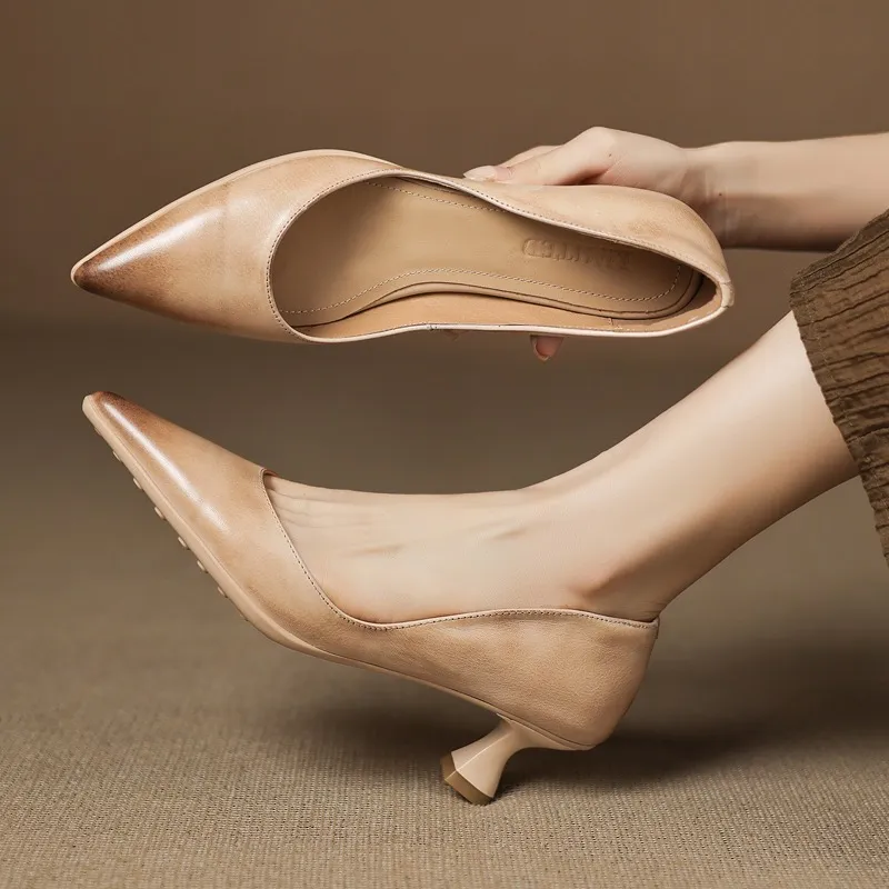 Early spring slip-on high heels, soft pointed toes, elegant and stylish women's shoes