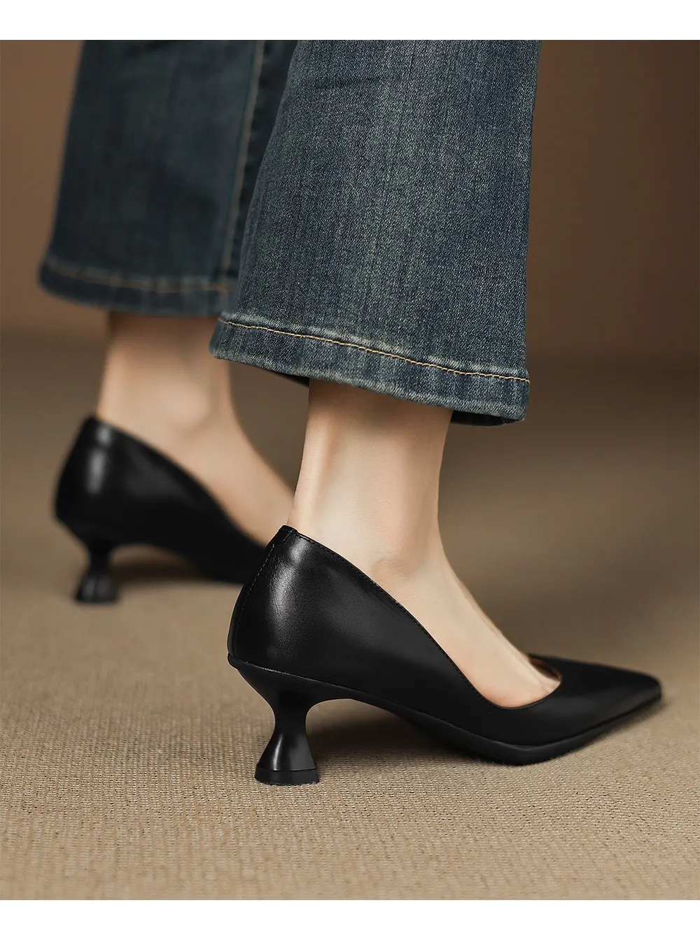 Early spring slip-on high heels, soft pointed toes, elegant and stylish women's shoes