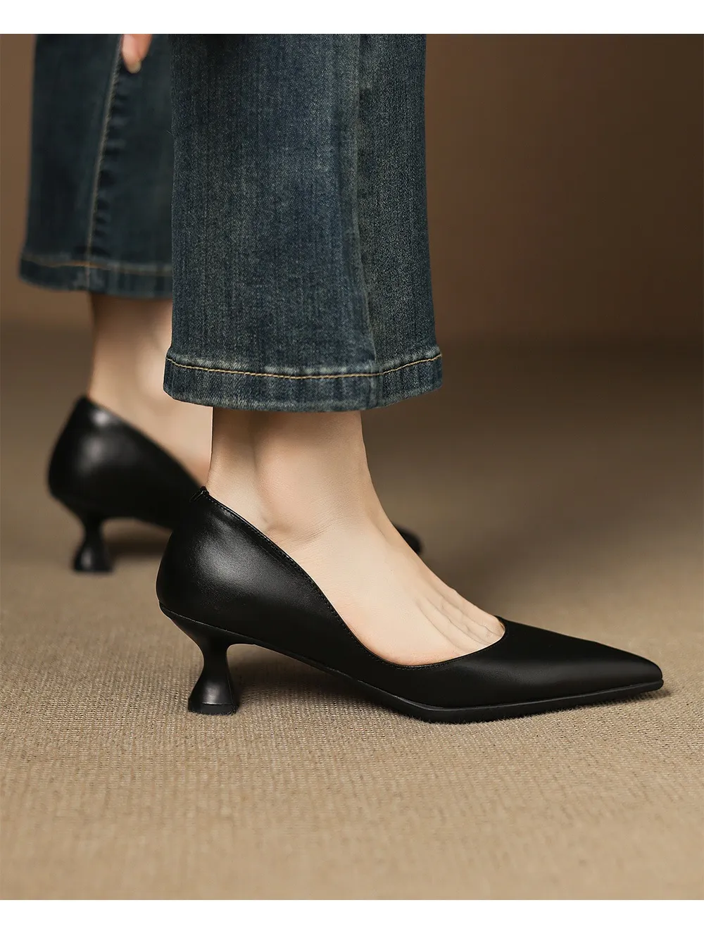 Early spring slip-on high heels, soft pointed toes, elegant and stylish women's shoes