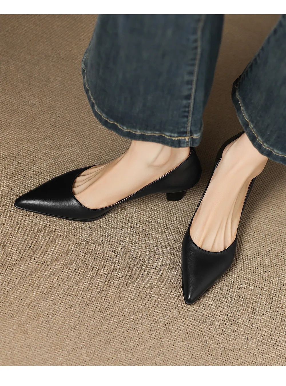 Early spring slip-on high heels, soft pointed toes, elegant and stylish women's shoes