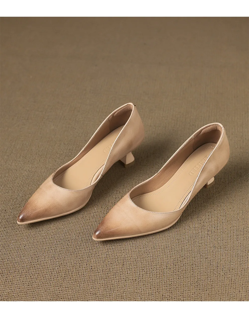Early spring slip-on high heels, soft pointed toes, elegant and stylish women's shoes