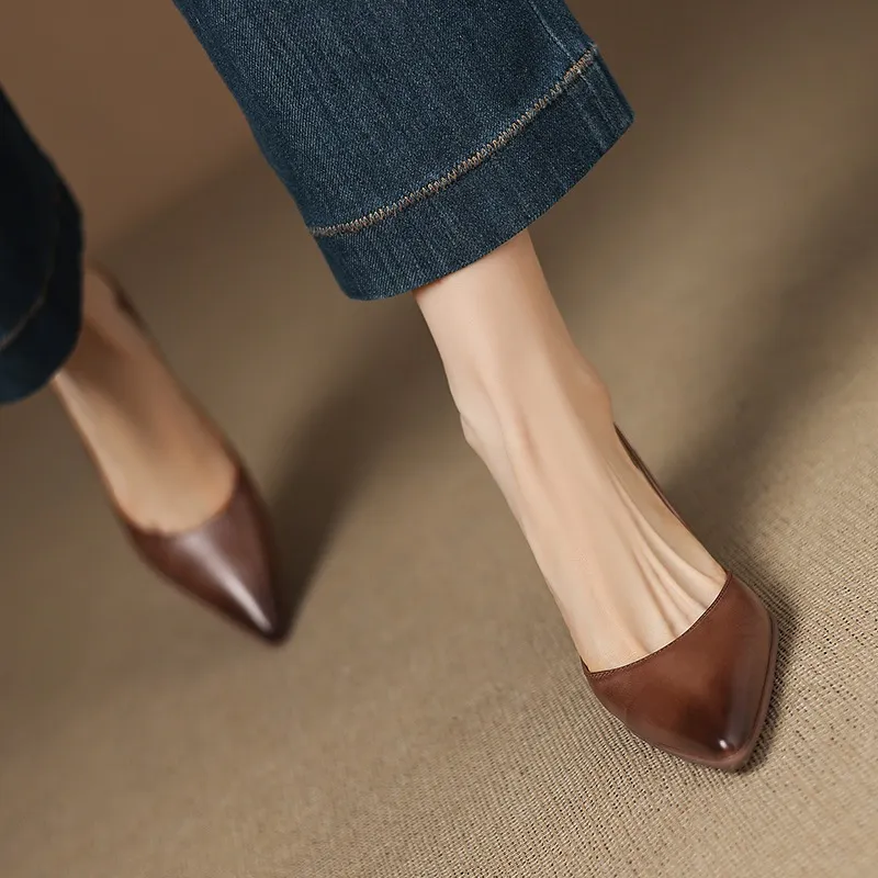 Early spring slip-on high heels, soft pointed toes, elegant and stylish women's shoes