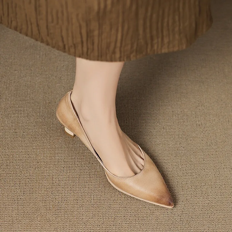 Early spring slip-on high heels, soft pointed toes, elegant and stylish women's shoes