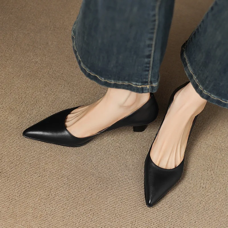 Early spring slip-on high heels, soft pointed toes, elegant and stylish women's shoes