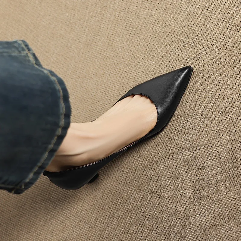 Early spring slip-on high heels, soft pointed toes, elegant and stylish women's shoes
