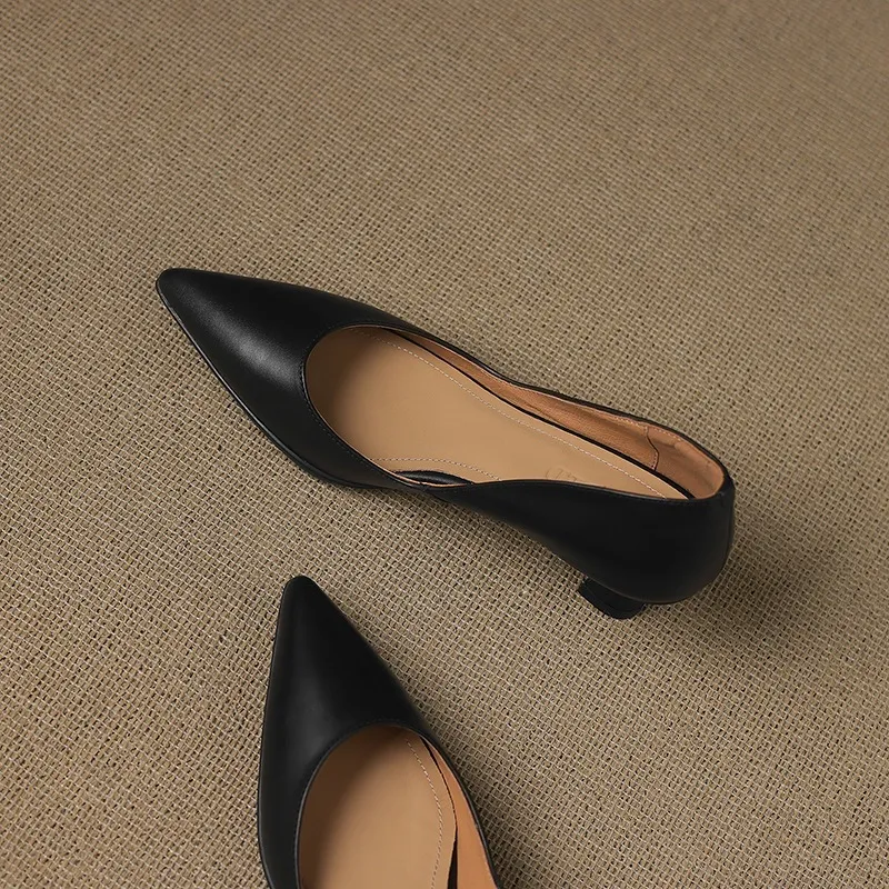 Early spring slip-on high heels, soft pointed toes, elegant and stylish women's shoes