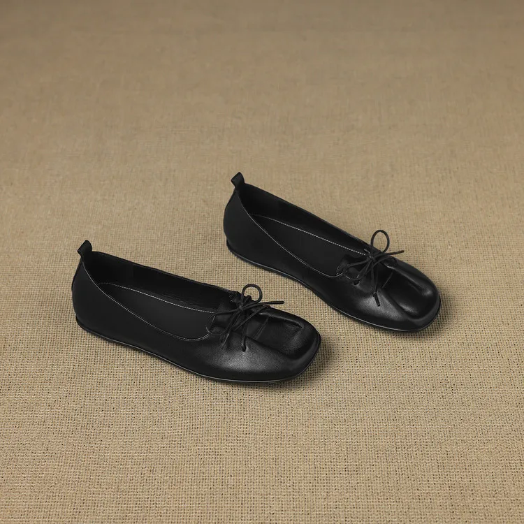 Early spring flat round-toe sheepskin women's shoes, burgundy and black, 1-29u