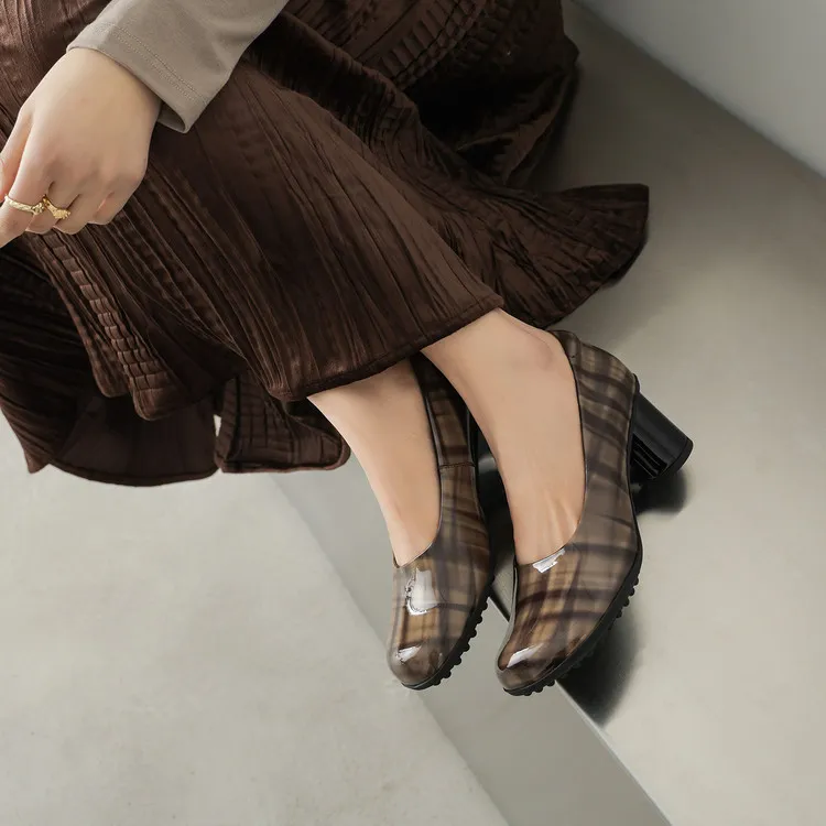 Early Spring Round Toe Chunky Heel High-Heel Cowhide Comfortable Women's Shoes 2-27c