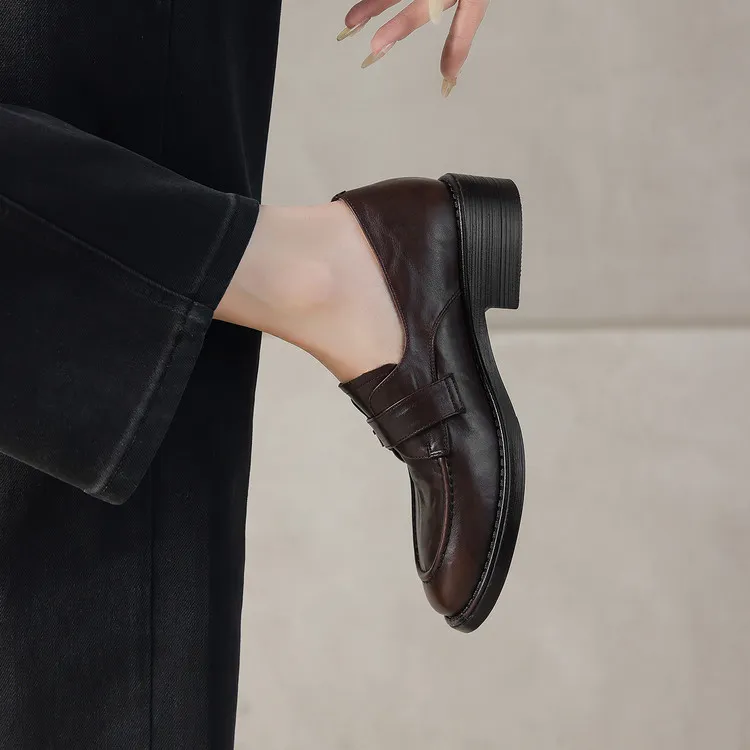 Early Spring Round Toe Slip-on Leather Women's Shoes (3-3L)