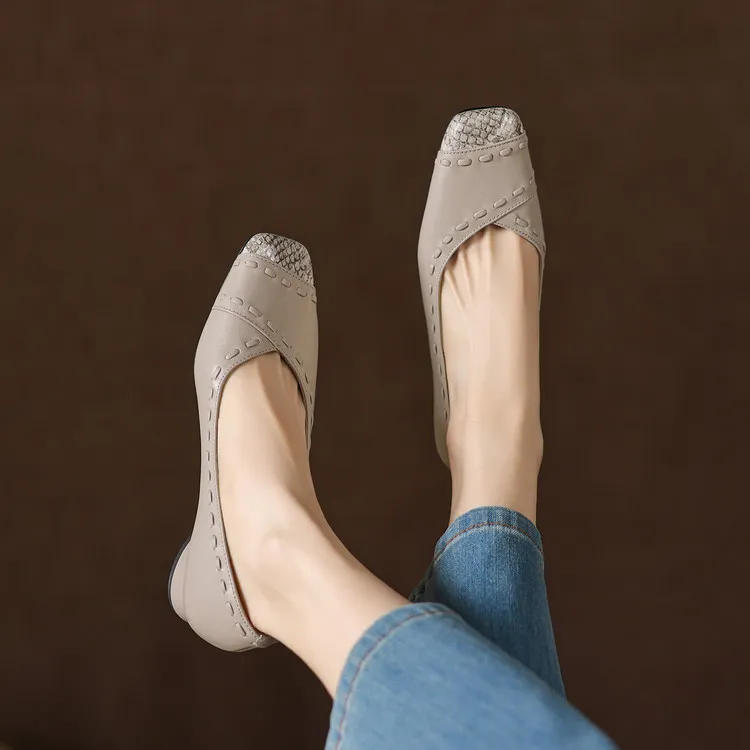 Early spring single shoes, square toe, low-cut, chunky heel, high heel, sheepskin fashion women's shoes, 3-6n