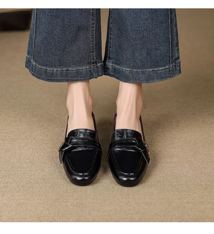 Plus-size women's shoes, spring and autumn cowhide loafers, women's belt buckle single shoes, retro small leather shoes