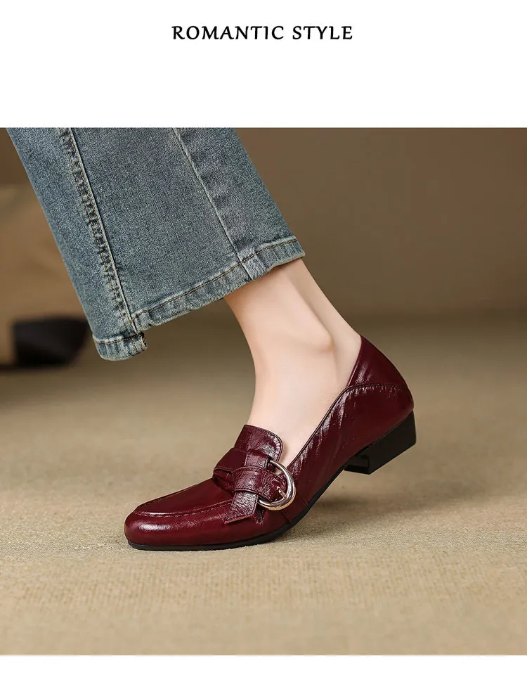 Plus-size women's shoes, spring and autumn cowhide loafers, women's belt buckle single shoes, retro small leather shoes