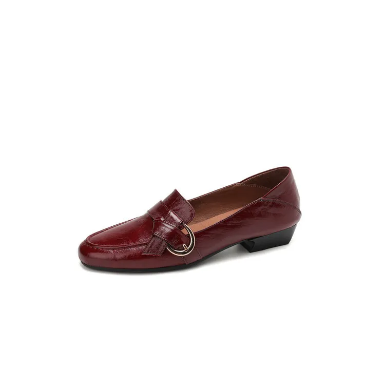 Plus-size women's shoes, spring and autumn cowhide loafers, women's belt buckle single shoes, retro small leather shoes
