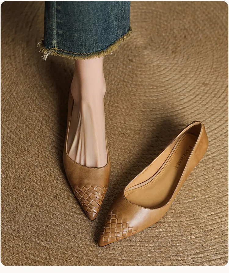 Early Spring Single Shoes Pointed Toe Low Mouth Wedge Heel Leather Fashion Women's Shoes 3-7b