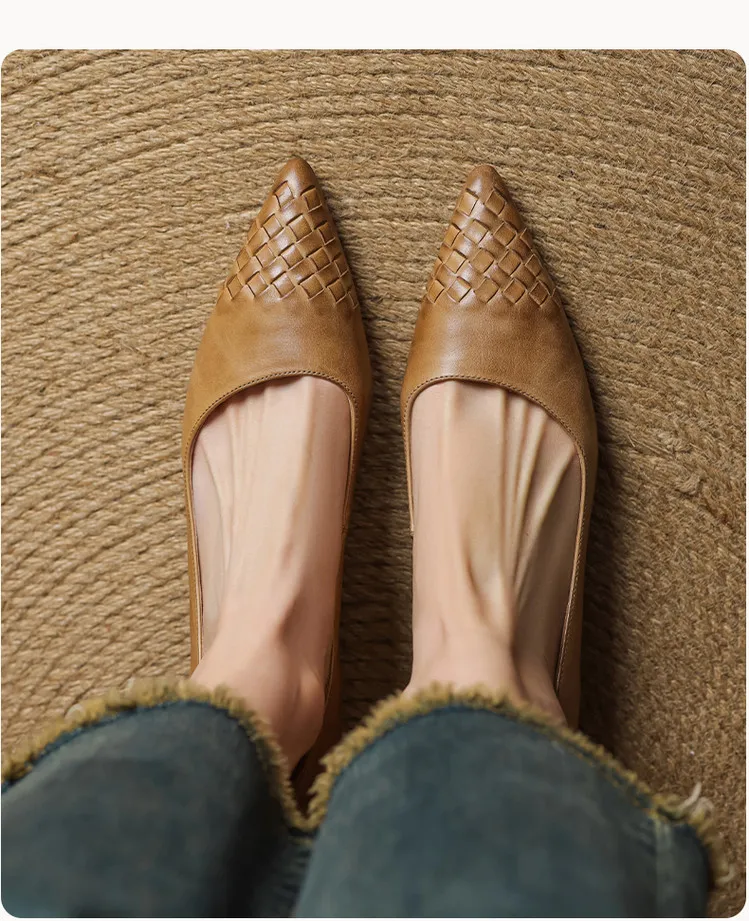 Early Spring Single Shoes Pointed Toe Low Mouth Wedge Heel Leather Fashion Women's Shoes 3-7b