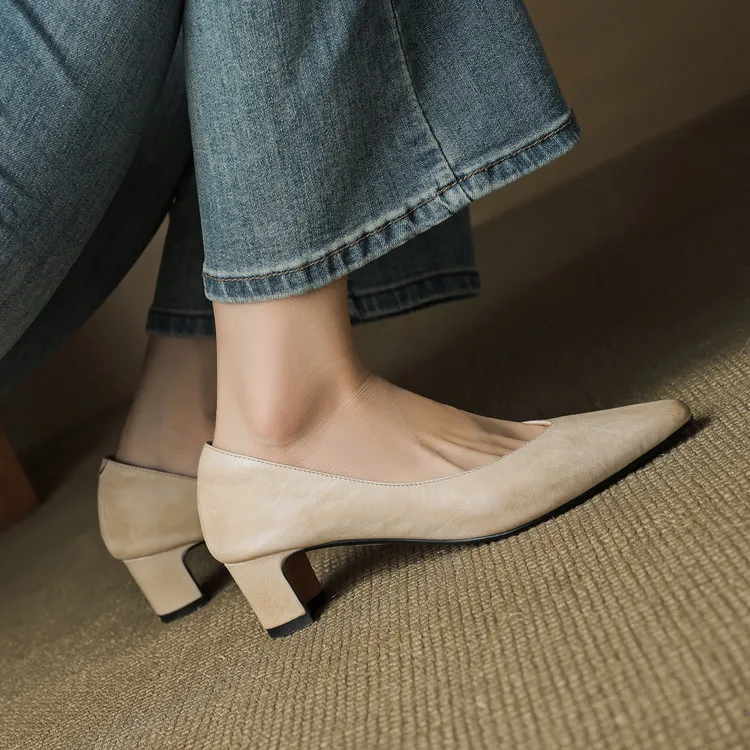 Early Spring Single Shoes Round Toe Low Mouth Chunky Heel High Heel Fashion Women's Shoes 3-7d