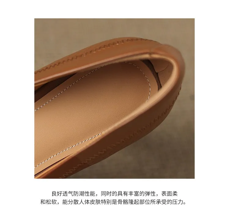 Women's shoes with a simple, pointed toe and stiletto heel, perfect for spring and autumn. 7.5cm high heel. Made of cowhide.