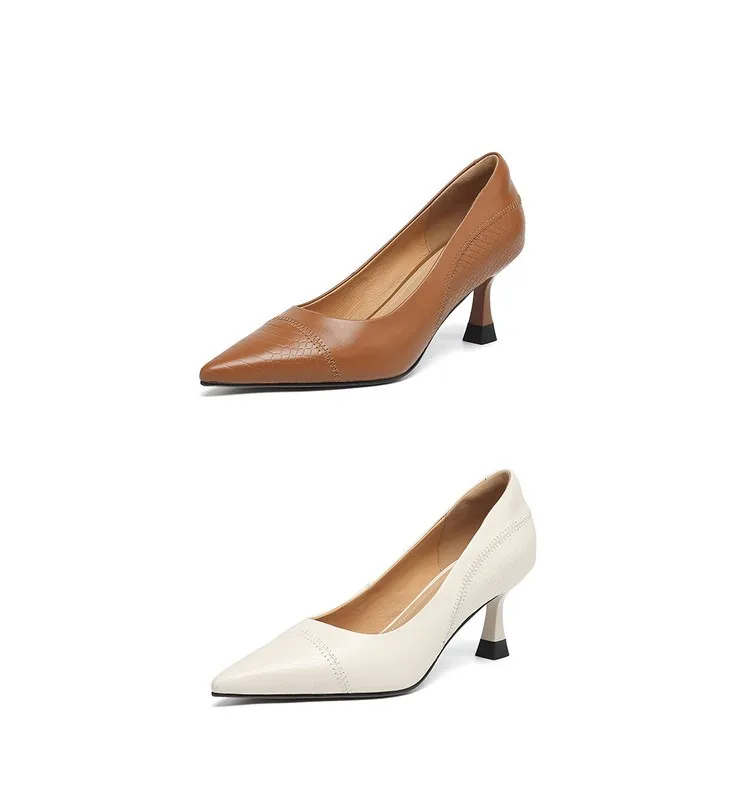 Women's shoes with a simple, pointed toe and stiletto heel, perfect for spring and autumn. 7.5cm high heel. Made of cowhide.