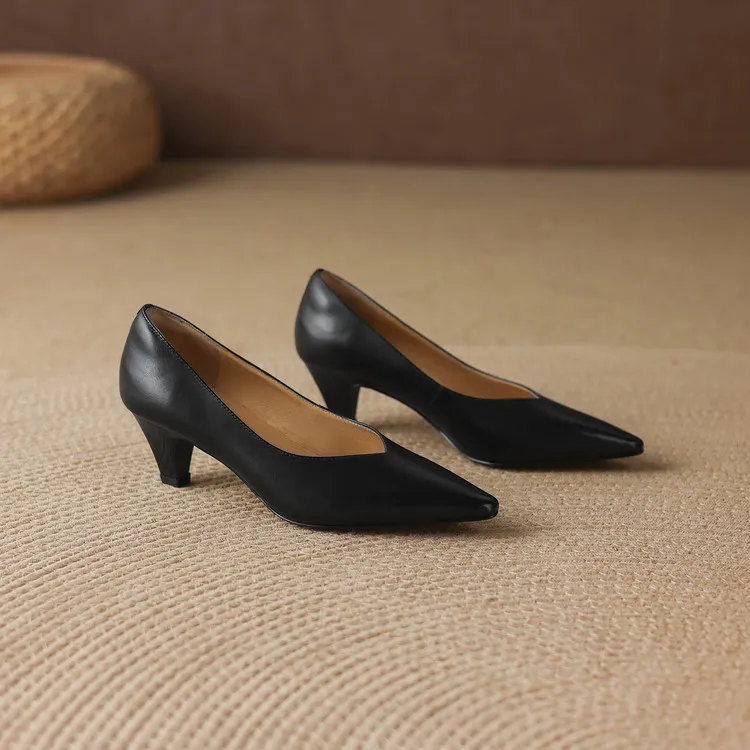 Early spring single shoes, low-cut chunky heel high heels, cowhide fashion women's shoes, sizes 3-6L