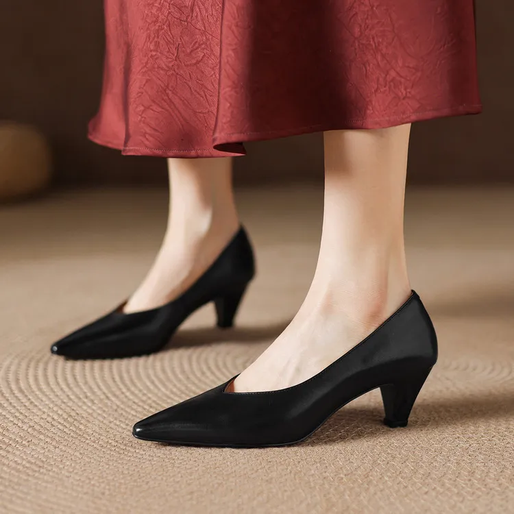 Early spring single shoes, low-cut chunky heel high heels, cowhide fashion women's shoes, sizes 3-6L