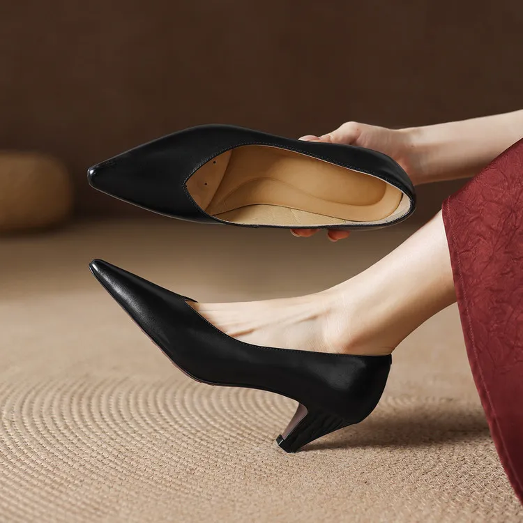Early spring single shoes, low-cut chunky heel high heels, cowhide fashion women's shoes, sizes 3-6L