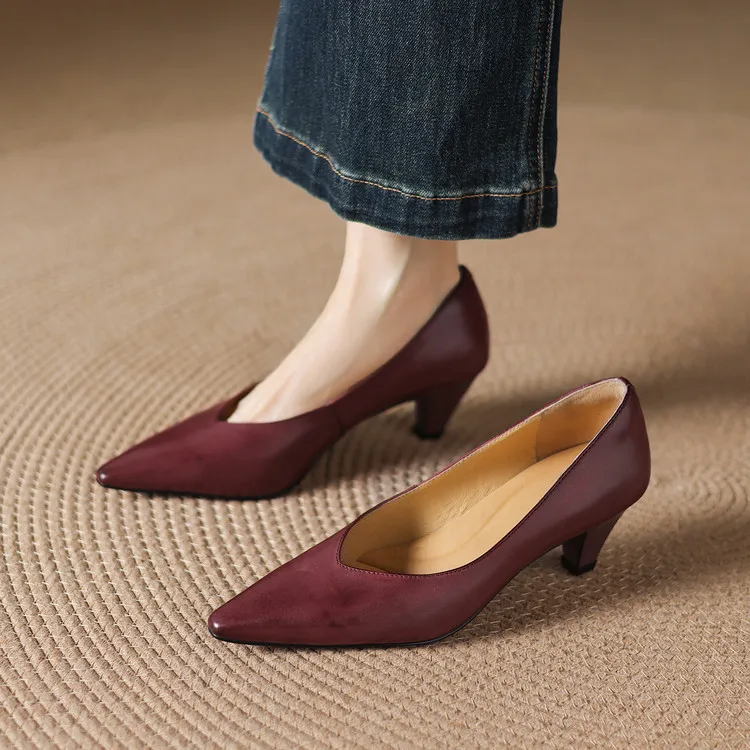 Early spring single shoes, low-cut chunky heel high heels, cowhide fashion women's shoes, sizes 3-6L