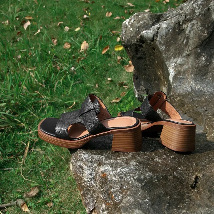 Summer chunky heel round toe waterproof platform slippers sheepskin women's shoes retro mid-heel sandals for outdoor wear