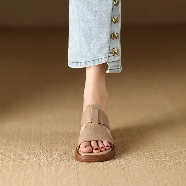 Summer chunky heel round toe waterproof platform slippers sheepskin women's shoes retro mid-heel sandals for outdoor wear