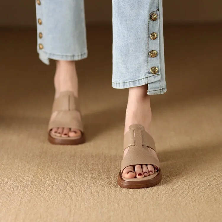 Summer chunky heel round toe waterproof platform slippers sheepskin women's shoes retro mid-heel sandals for outdoor wear