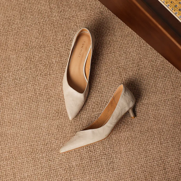 Early spring single shoes, pointed toe, low-cut, stiletto heel, high heel, cowhide fashion women's shoes, 3-7h fashion.