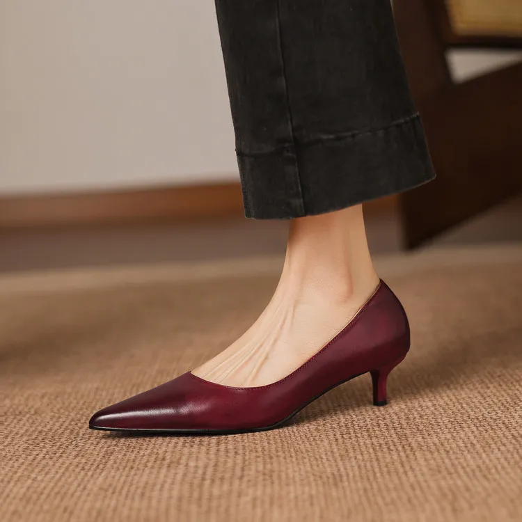 Early spring single shoes, pointed toe, low-cut, stiletto heel, high heel, cowhide fashion women's shoes, 3-7h fashion.