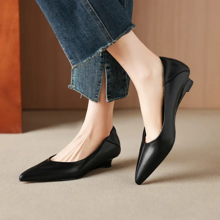 Spring single shoes, pointed toe, low-cut, wedge heel, elegant cowhide fashion women's shoes, size 3-17o