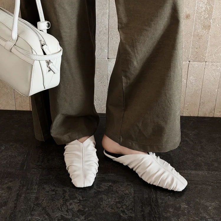 Spring Slippers, Square Toe, Flat, Closed Toe, Fashionable Sheepskin Women's Shoes, 3-19j