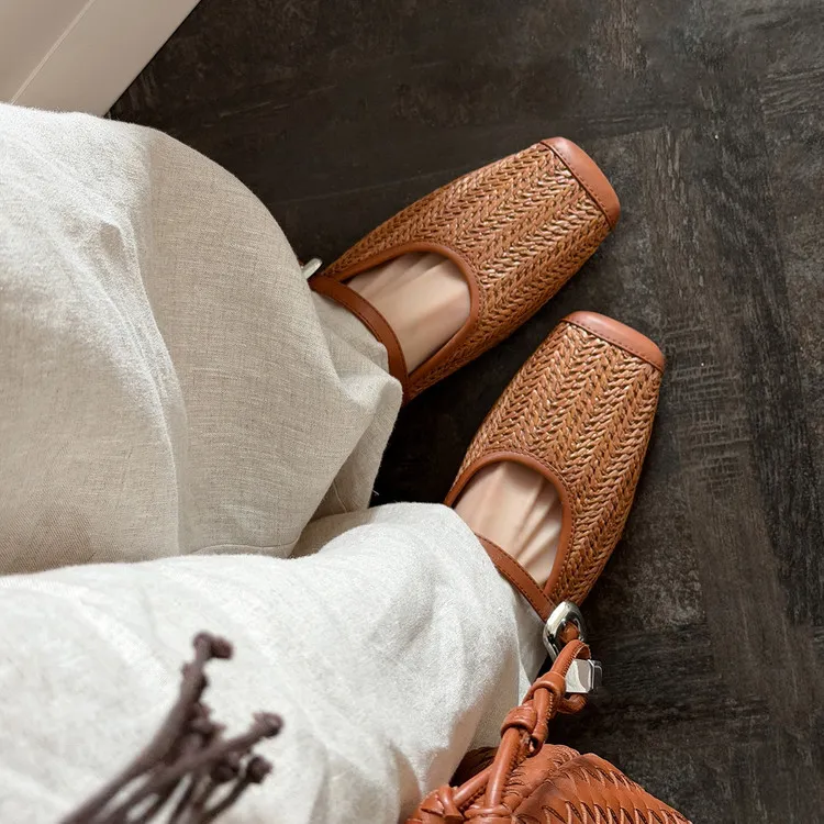Summer slippers, square toe, closed toe, woven fashion women's shoes, off-white/brown, 3-19d